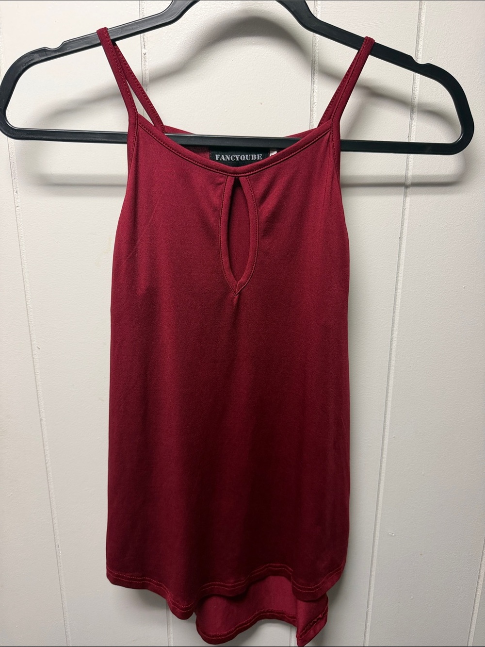 Women's Wine Red Keyhole Camisole